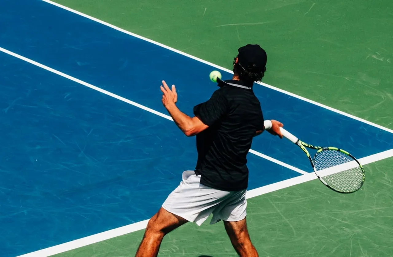 Tenis și întrebările pe care le ridică azi
